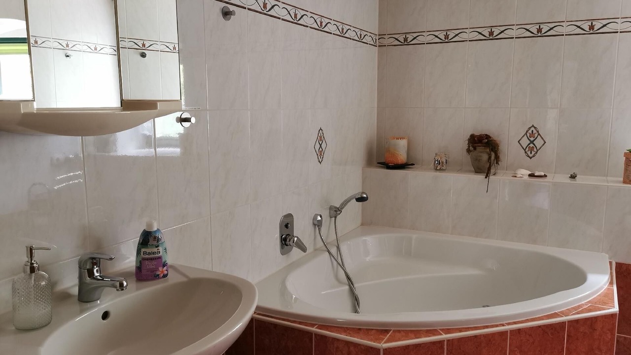 Photo of Bathroom in Berggieshubel