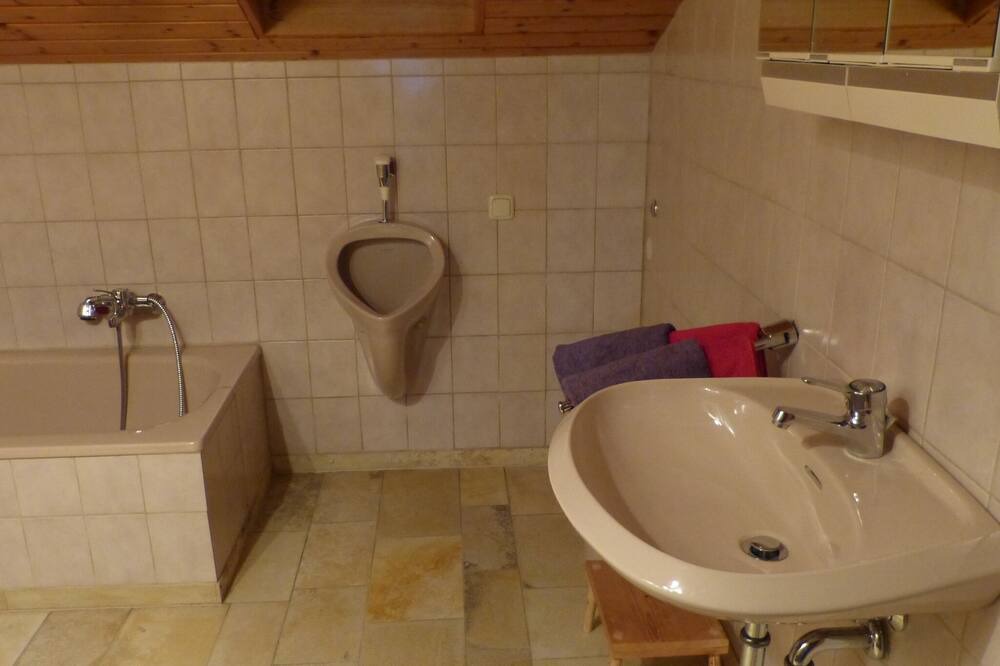 Photo of Bathroom in Zenting