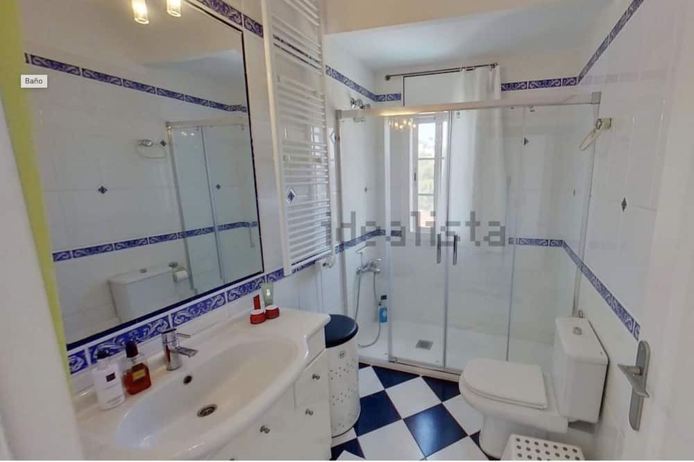 Photo of Bathroom in Castelldefels
