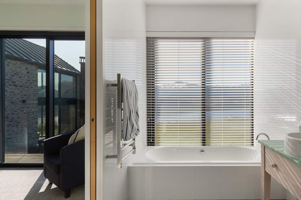 Photo of Bathroom in Lake Hayes