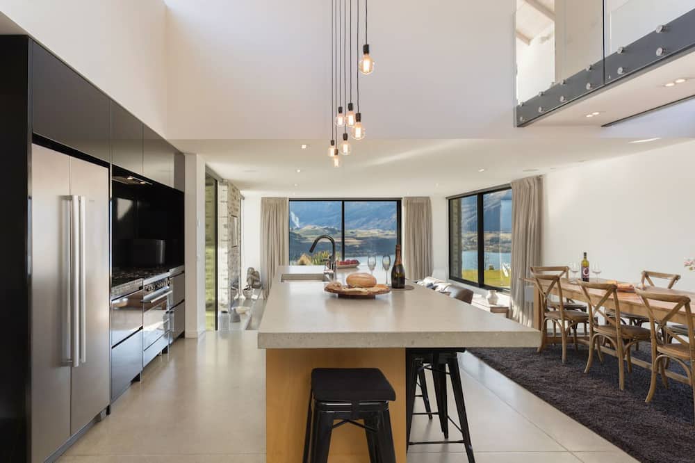 Photo of Kitchen in Lake Hayes