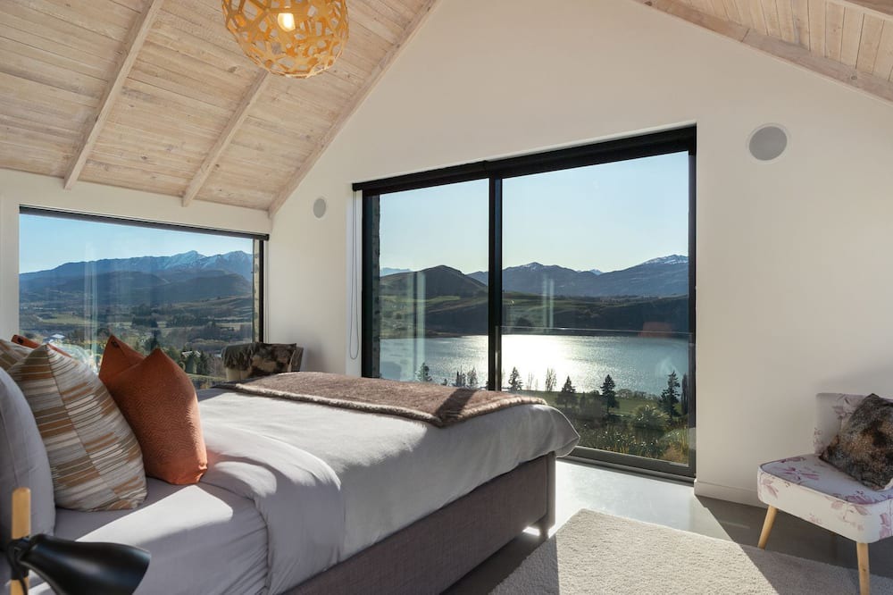 Photo of Bedroom in Lake Hayes