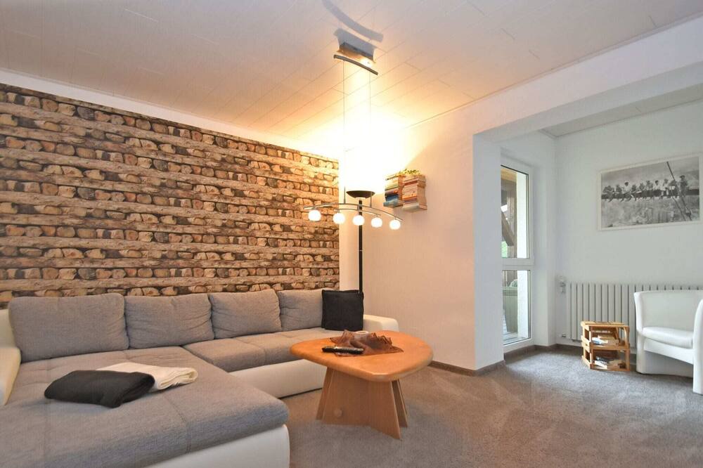 Photo of Livingroom in Goessweinstein