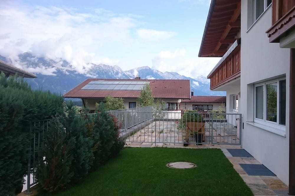 Photo of Outdoor in Mutters