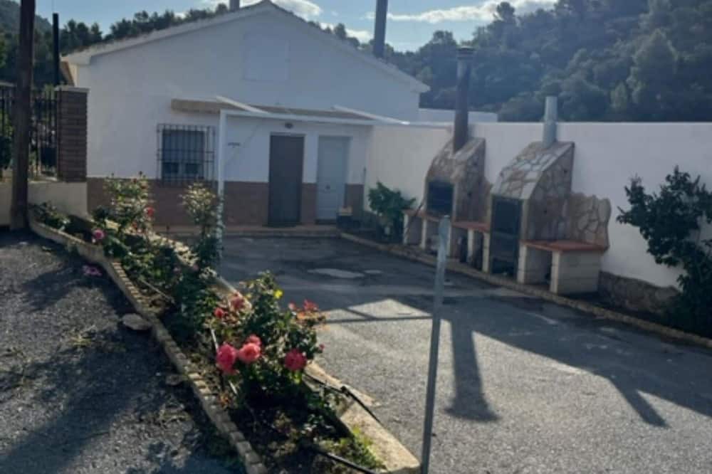Photo of Outdoor in Oria