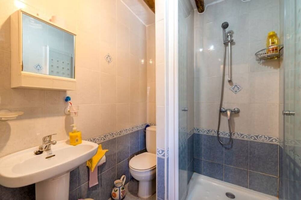 Photo of Bathroom in Orgiva