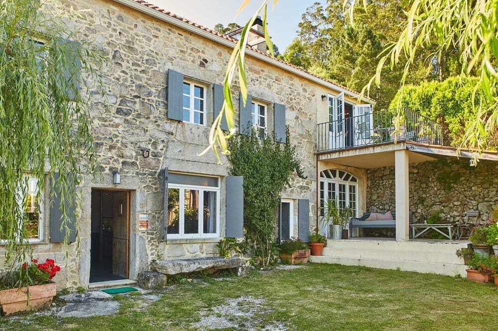 Photo of Outdoor in Outes