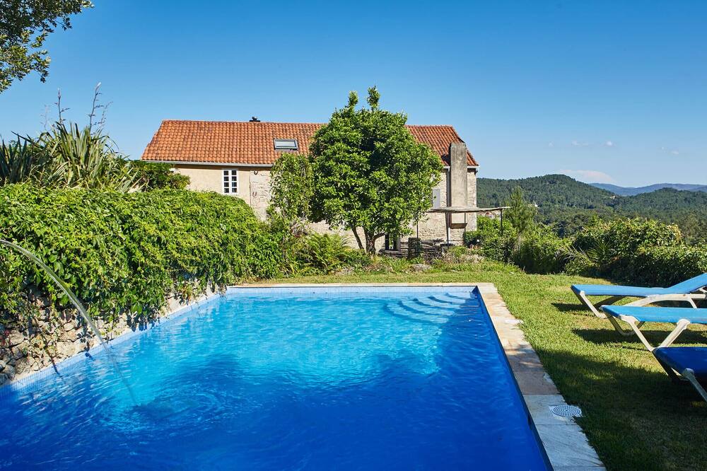 Photo of Outdoor in Outes