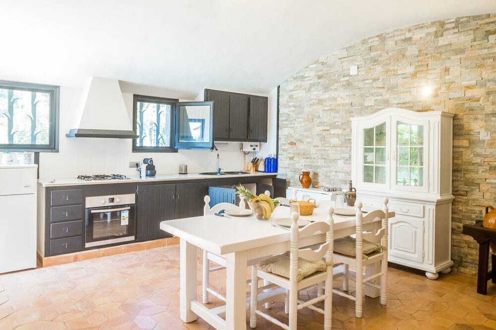 Photo of Kitchen in Vall-Llobrega