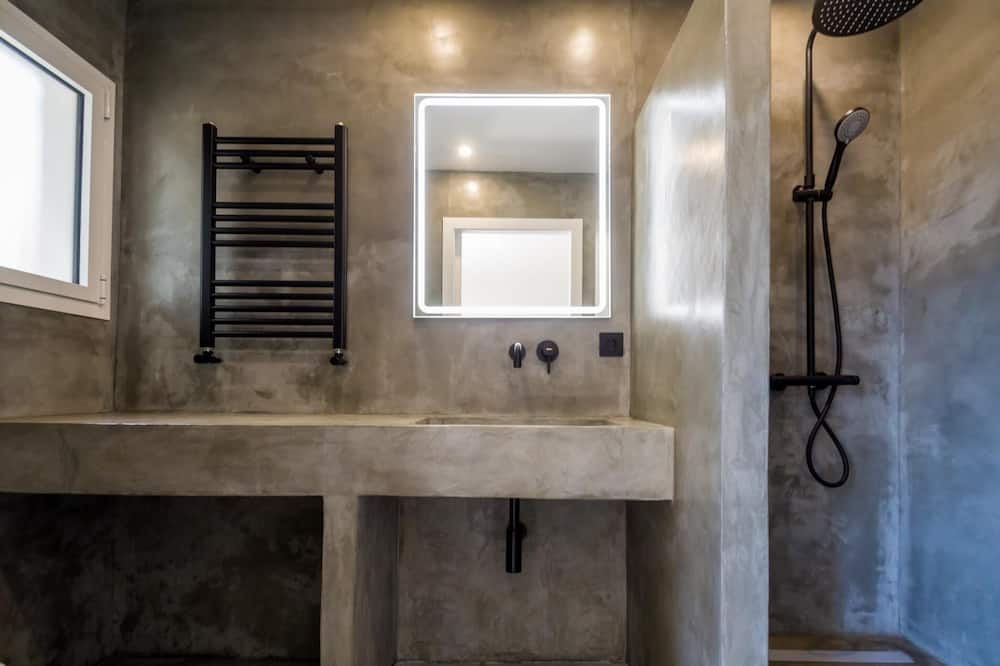 Photo of Bathroom in Vall-Llobrega