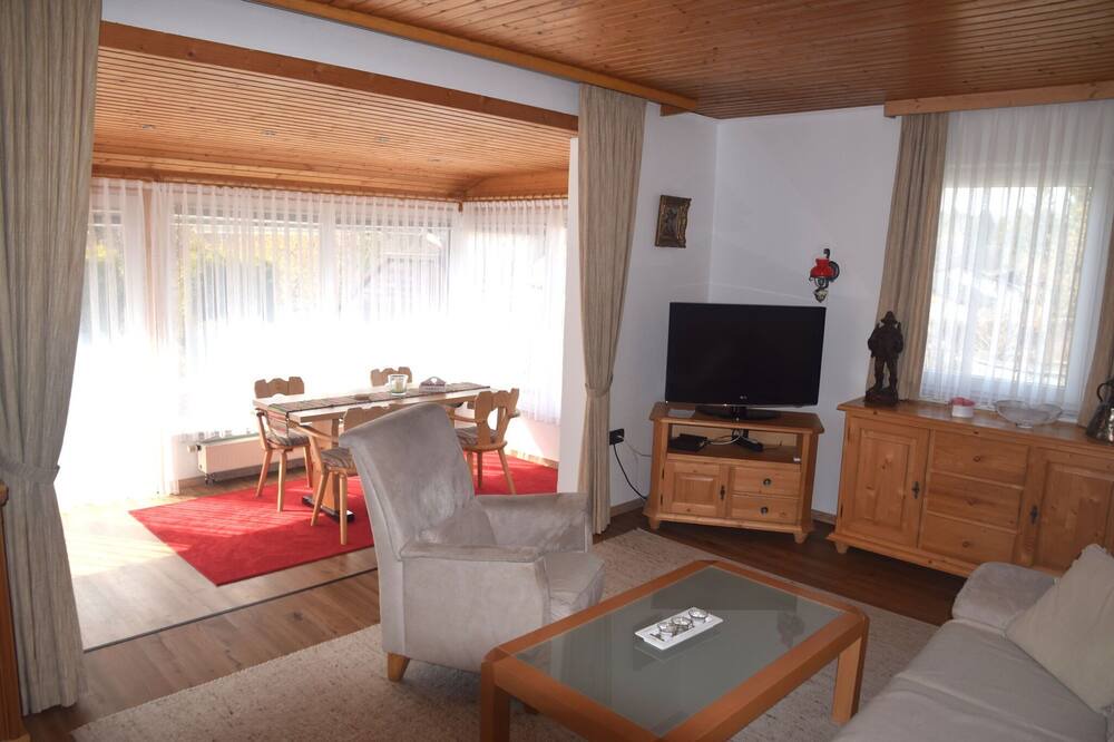 Photo of Livingroom in Schwarzenbach