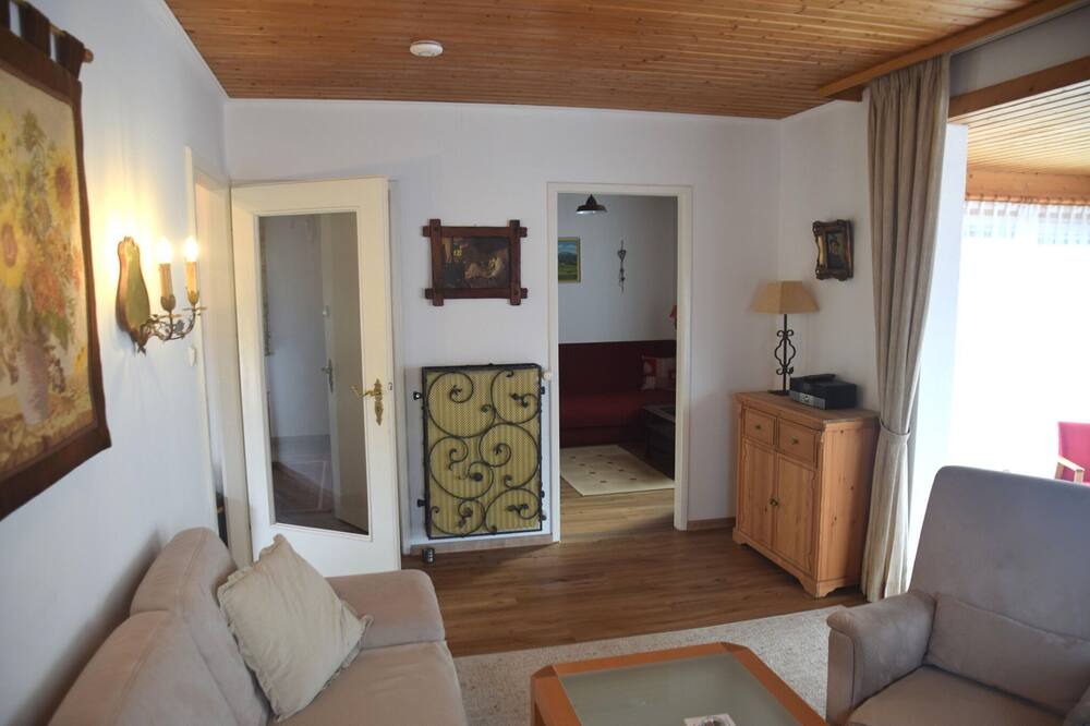 Photo of Livingroom in Schwarzenbach
