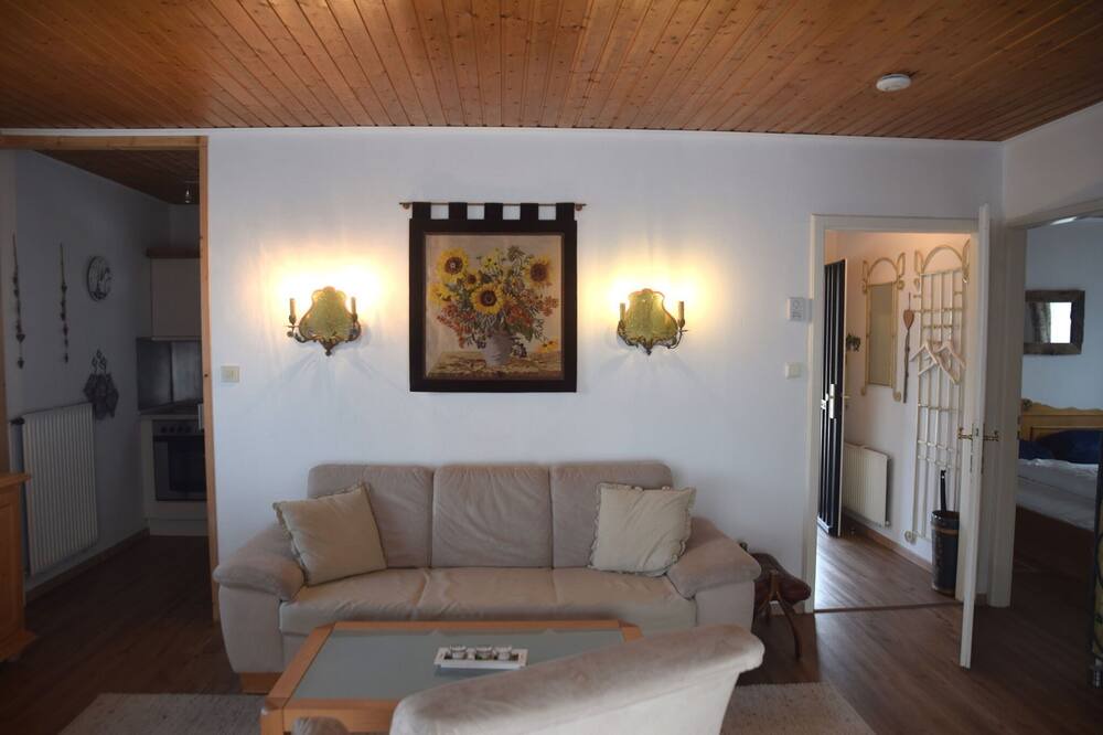 Photo of Livingroom in Schwarzenbach