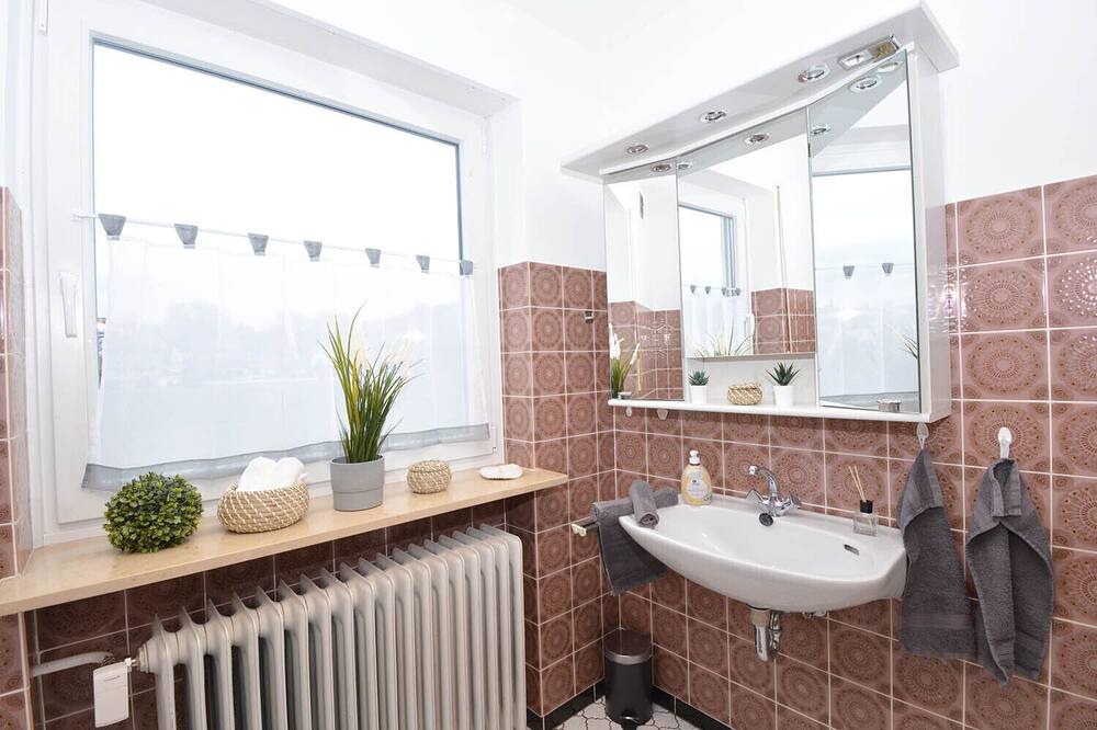 Photo of Bathroom in Rohr