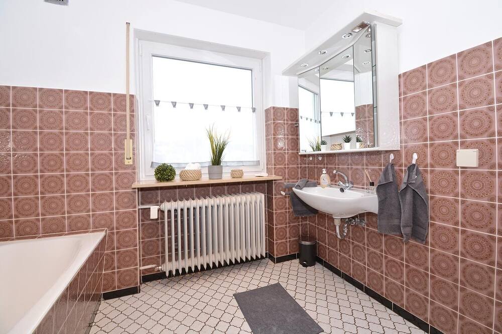 Photo of Bathroom in Rohr