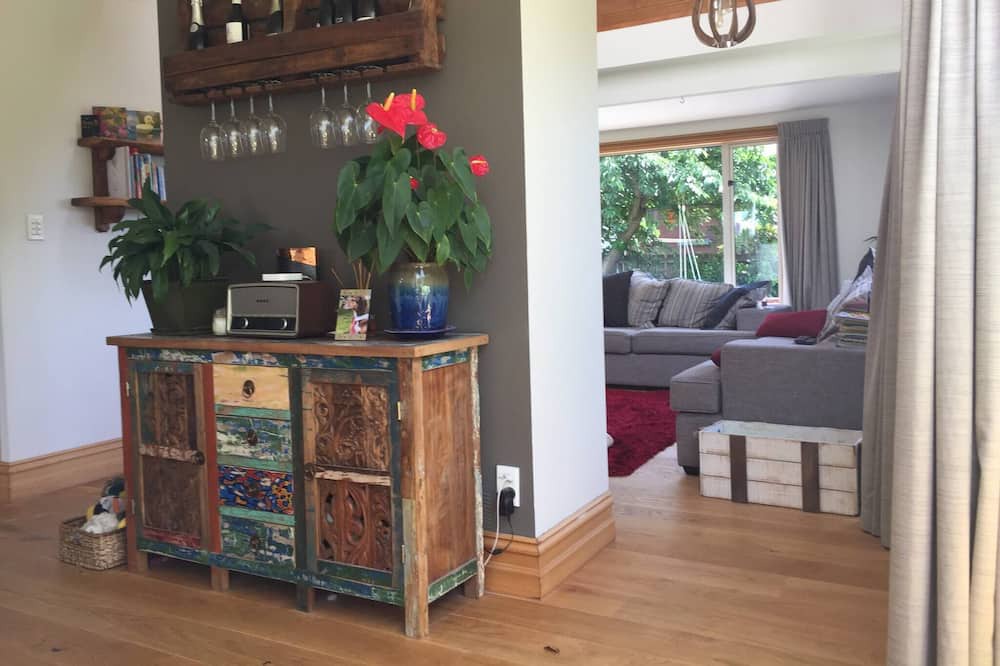 Photo of Livingroom in Frankton
