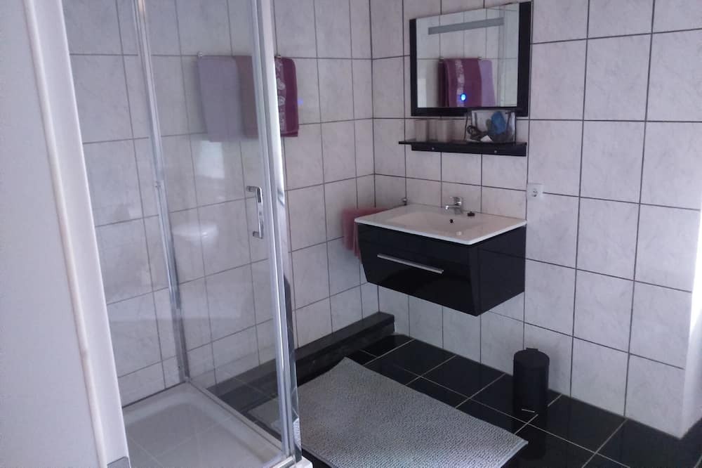 Photo of Bathroom in Solnhofen