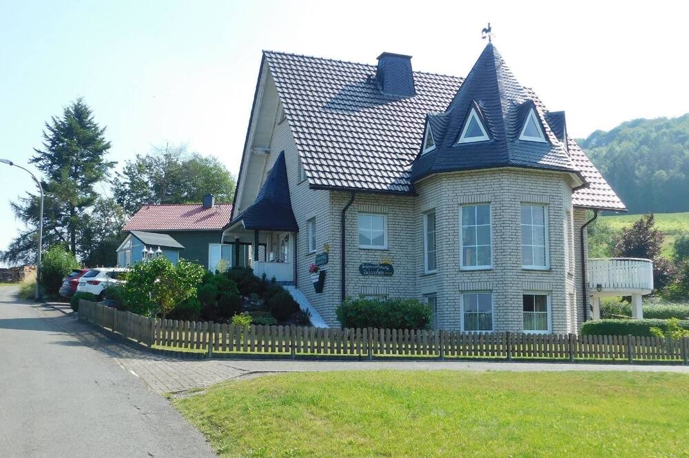 Photo of Outdoor in Alme