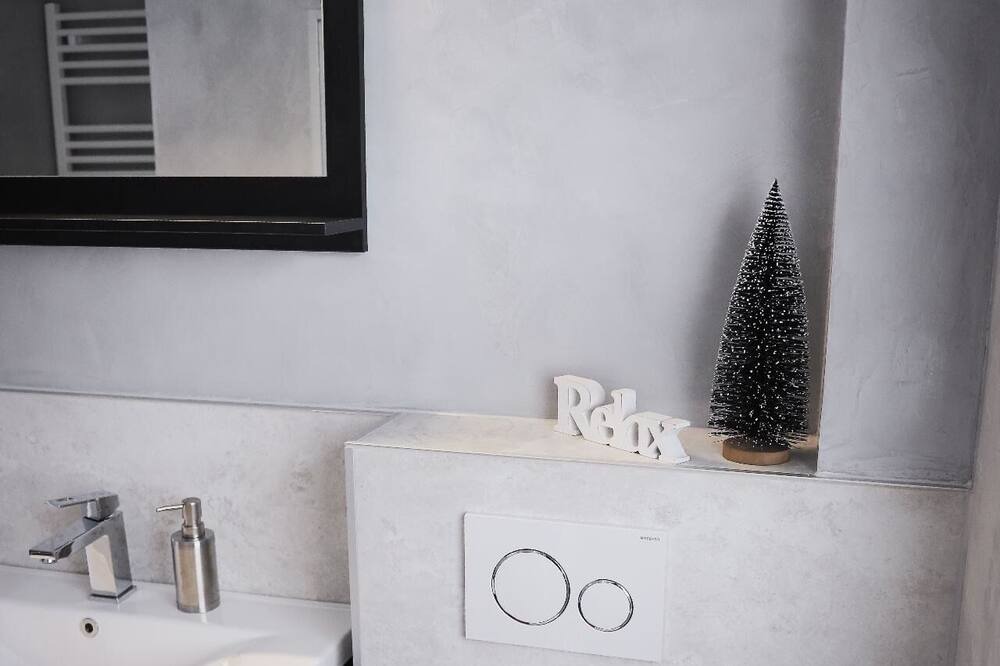 Photo of Bathroom in Sandberg