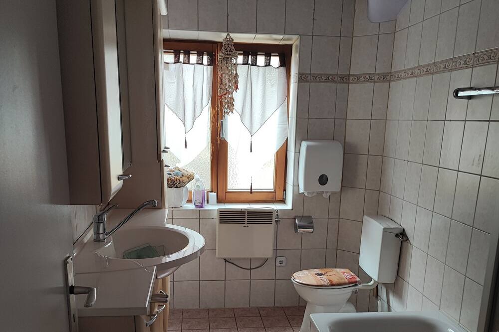Photo of Bathroom in Schechen