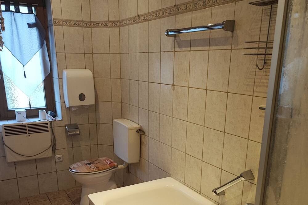 Photo of Bathroom in Schechen