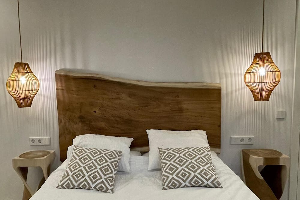 Photo of Bedroom in Vall-Llobrega