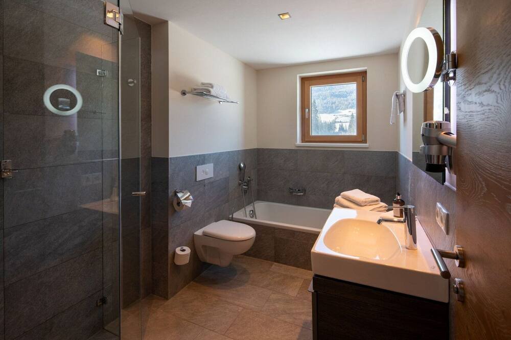 Photo of Bathroom in Westendorf