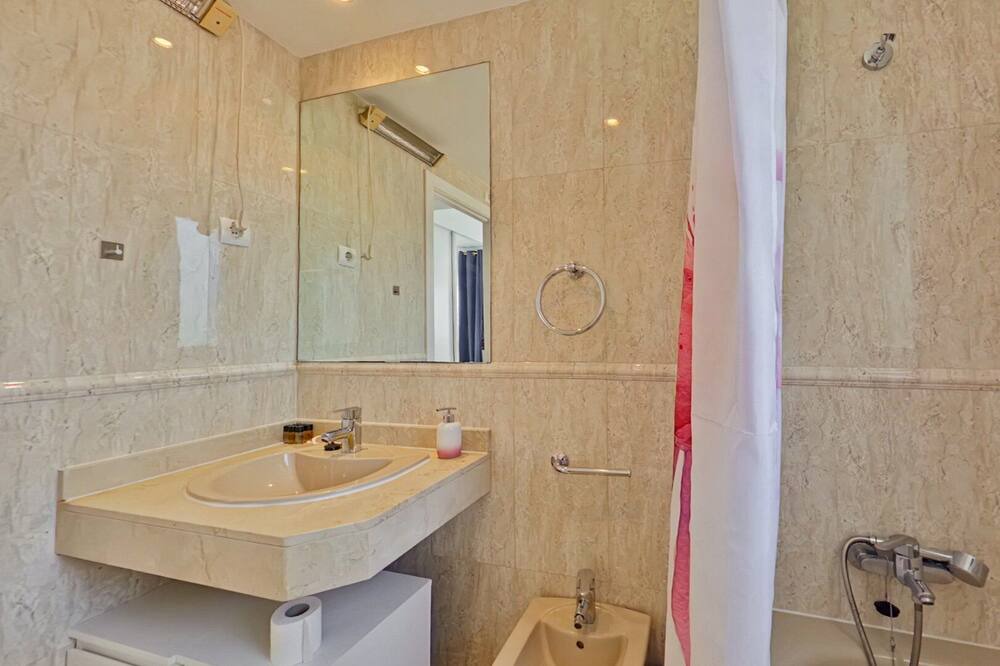 Photo of Bathroom in Rejas