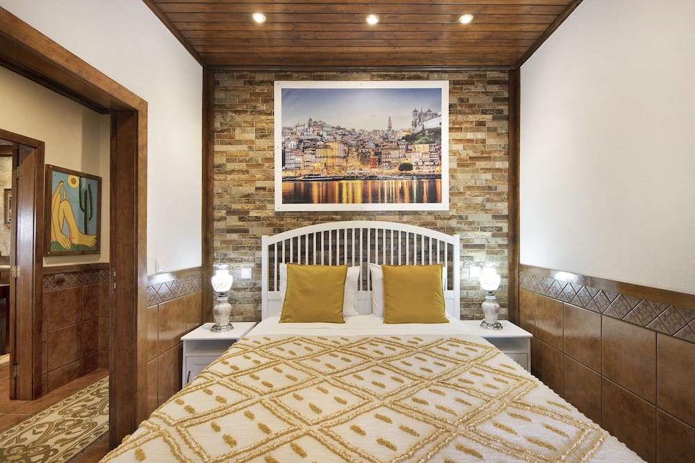 Photo of Bedroom in Oliveira De Azemeis