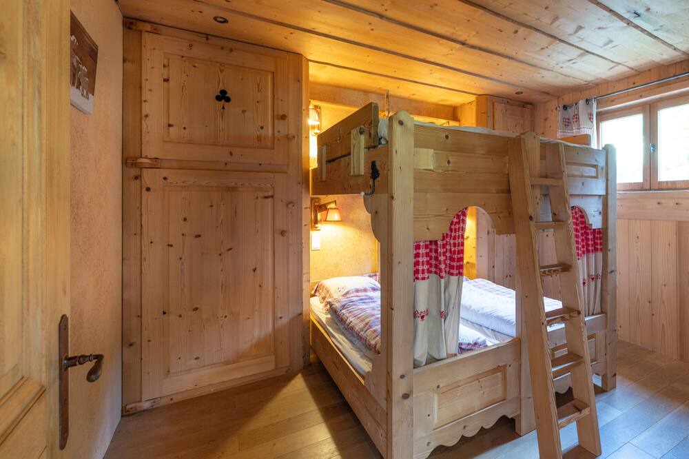 Photo of Bedroom in Servoz