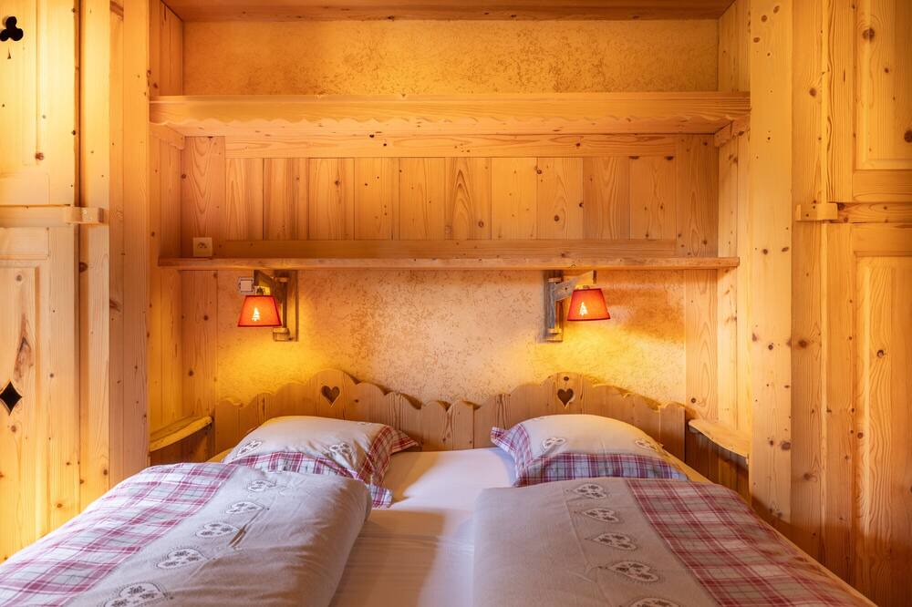 Photo of Bedroom in Servoz