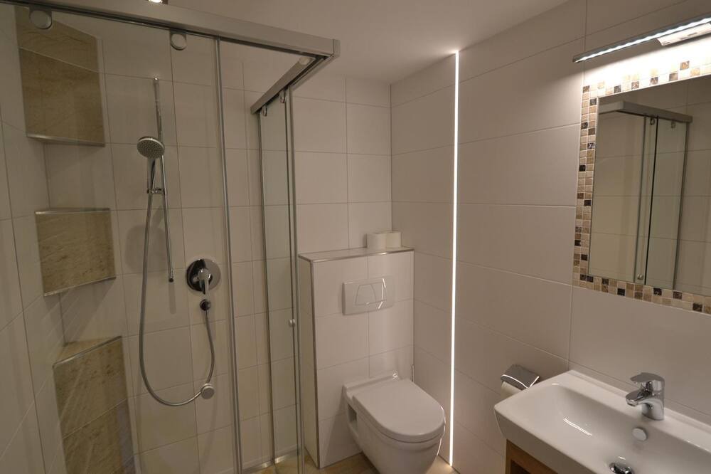 Photo of Bathroom in Muhlthal