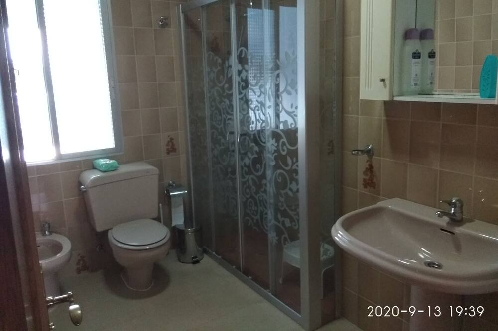 Photo of Bathroom in Silleda