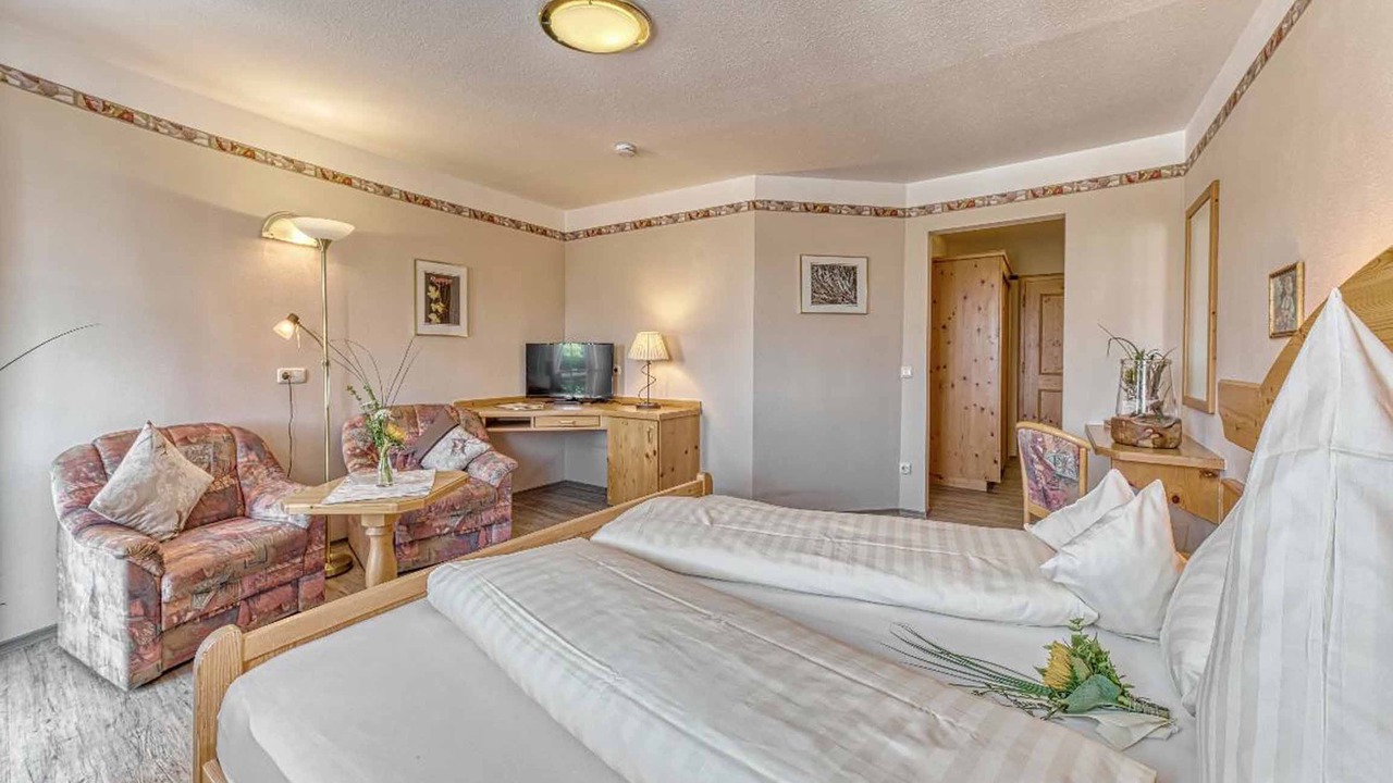 Photo of Bedroom in Regen