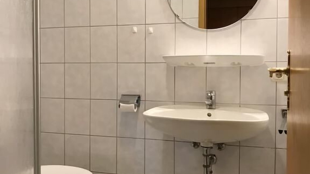 Photo of Bathroom in Purgl