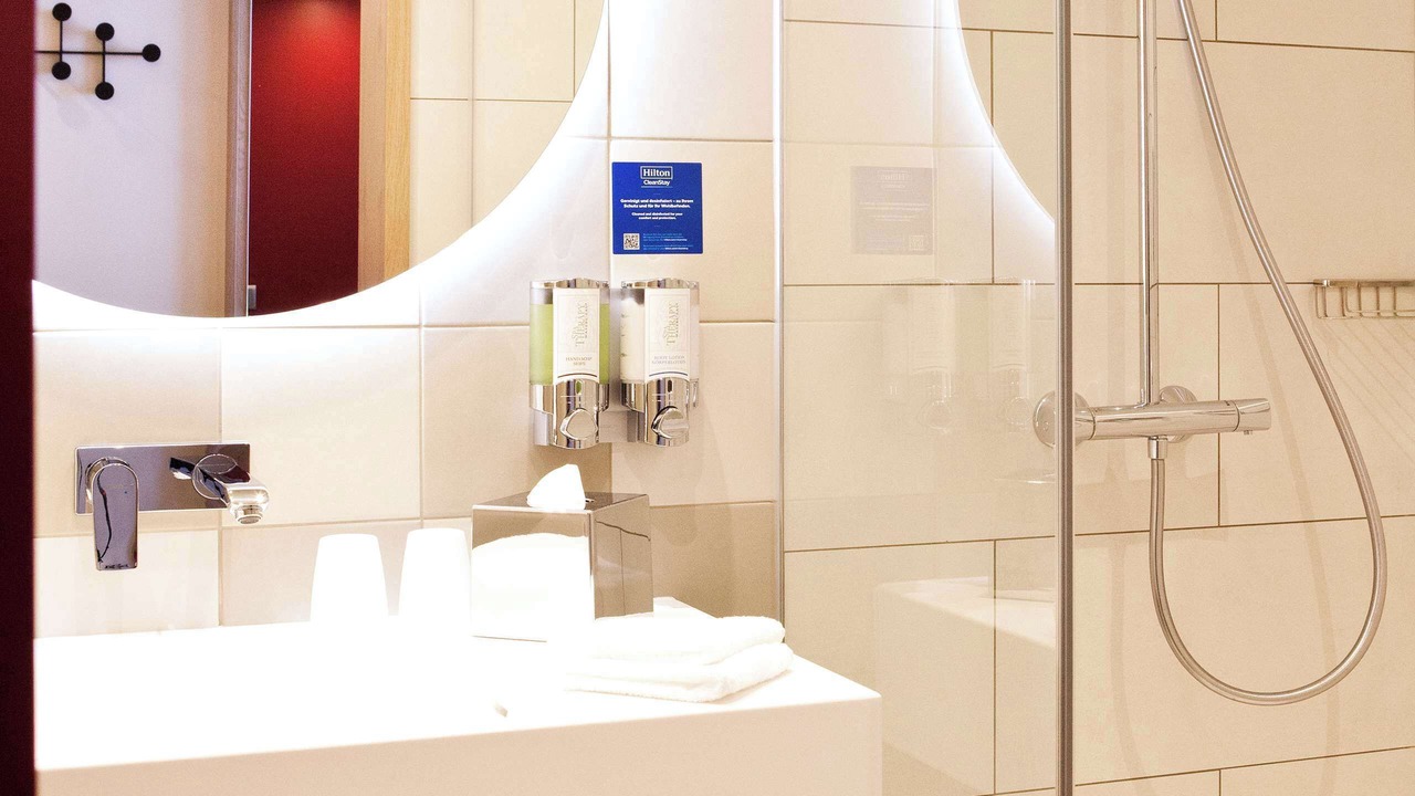 Photo of Bathroom in Hallbergmoos