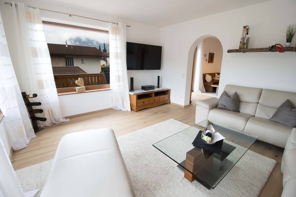 Photo of Livingroom in Bibelod