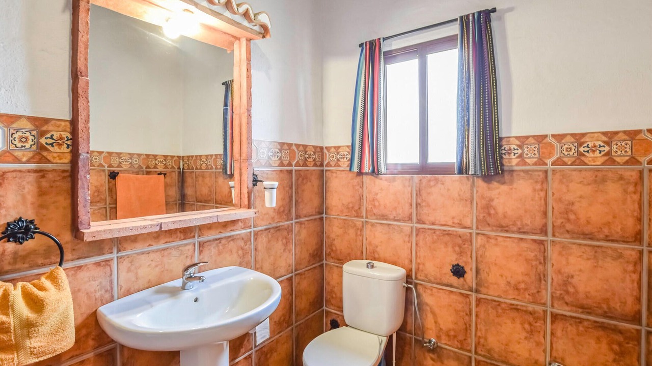 Photo of Bathroom in Almachar