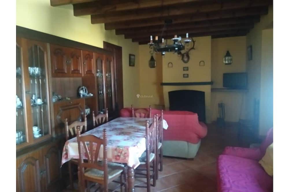 Photo of Livingroom in Cazalla De La Sierra