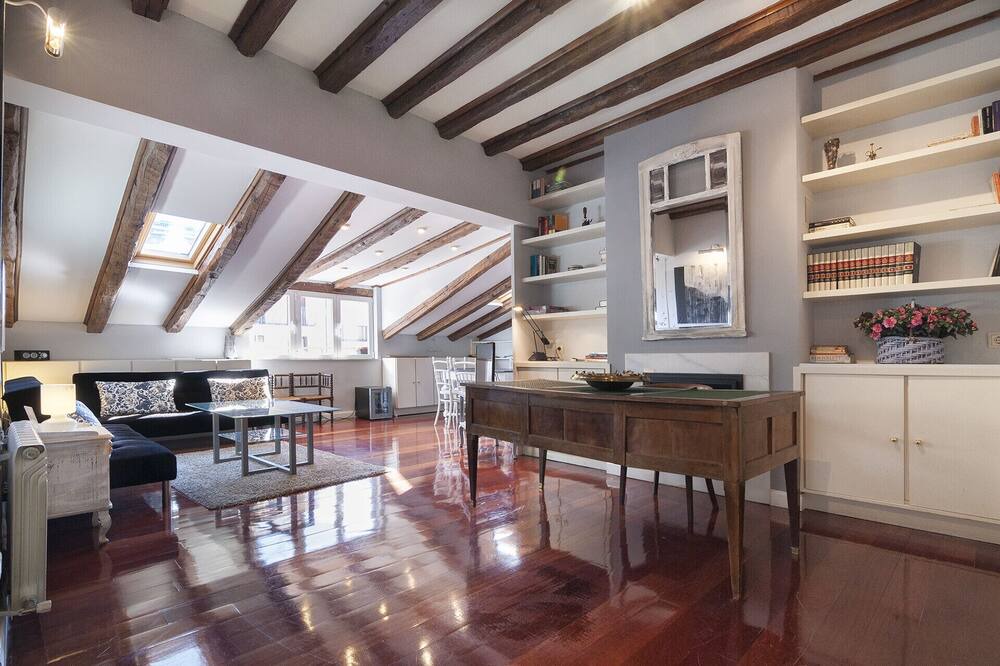 Photo of Livingroom in Arapiles