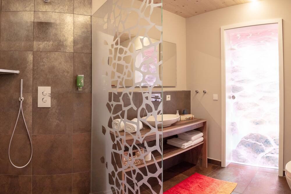 Photo of Bathroom in Mauth