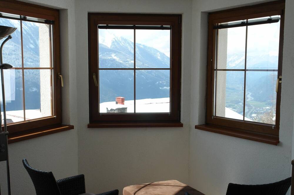 Photo of Livingroom in Mosern