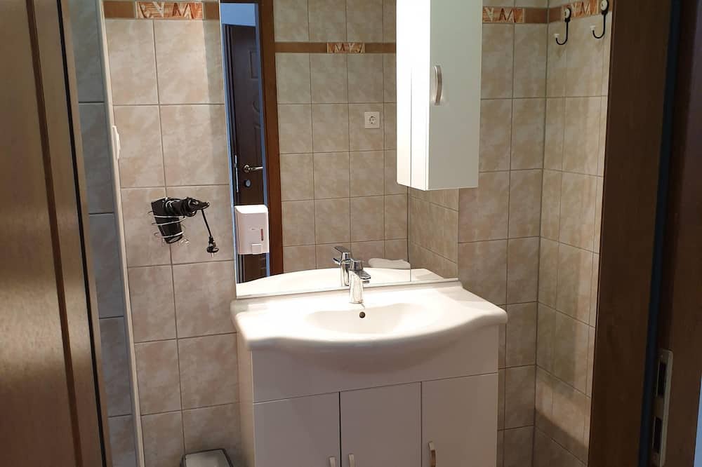 Photo of Bathroom in Mosern