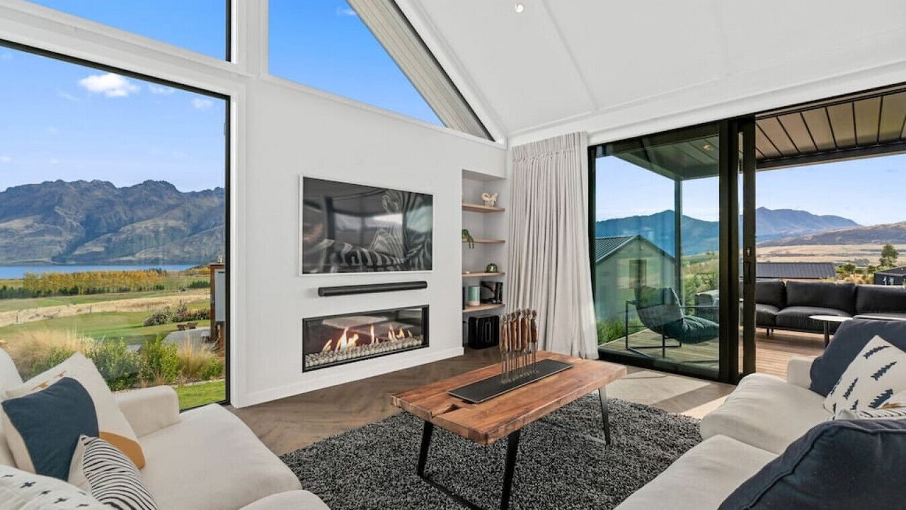 Photo of Livingroom in Jacks Point