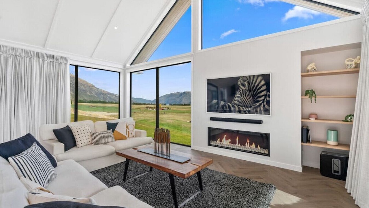 Photo of Livingroom in Jacks Point