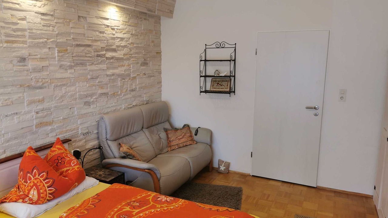 Photo of Livingroom in Goessweinstein