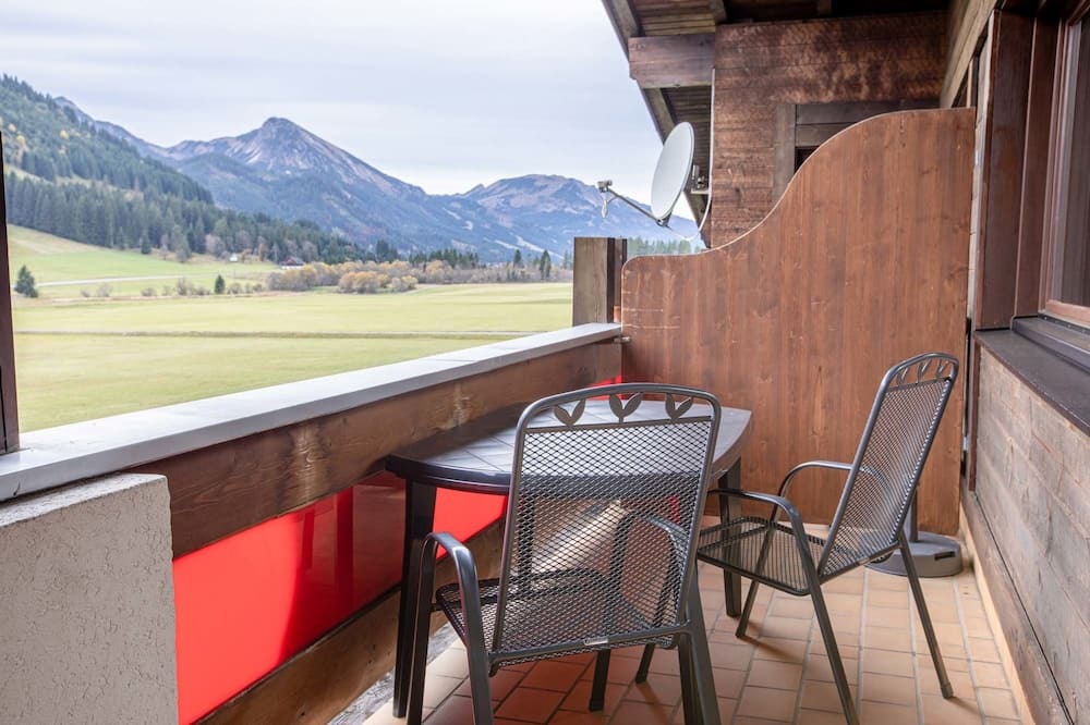 Photo of Patio Balcony in Graen