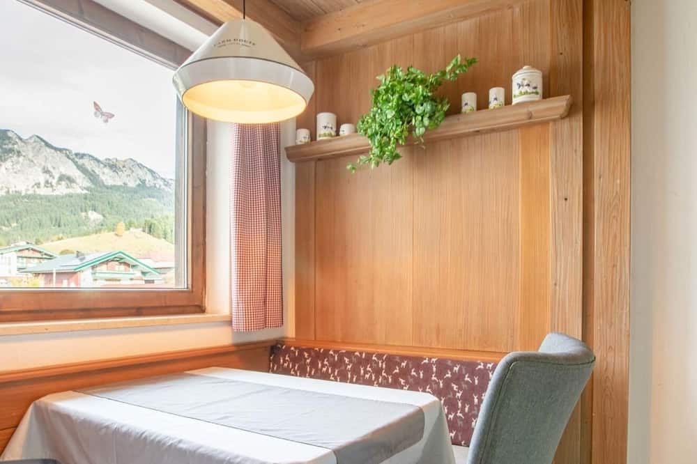 Photo of Kitchen in Graen