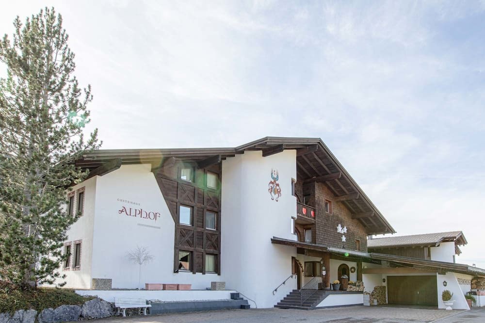 Photo of Outdoor in Graen