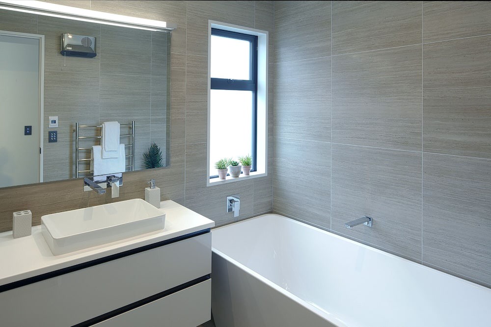 Photo of Bathroom in Arthur's Point
